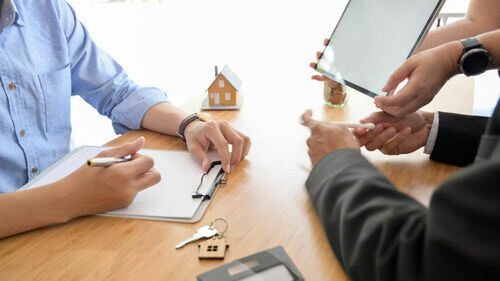 房屋代銷、仲介、自行買賣房屋流程差在哪？費用、細節一次搞懂！